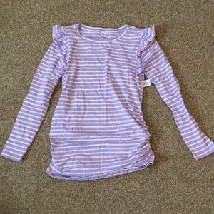 New with tag maternity ruffle long sleeve top. Med
